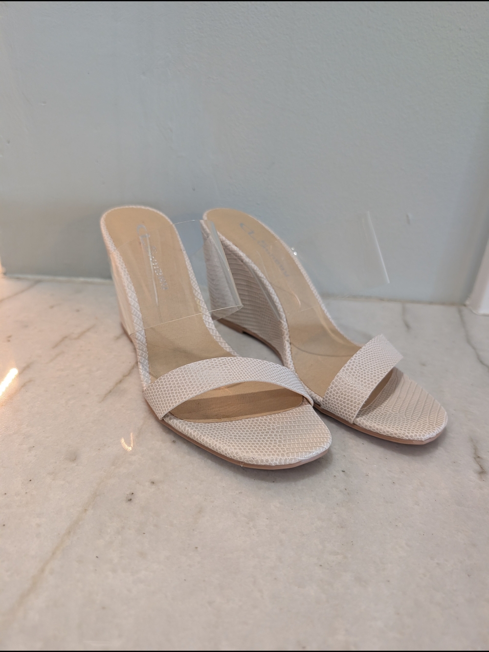 CL By Laundry Women’s Cream Snakeskin Embossed Clear Strap 3" Wedge Sandals 6.5